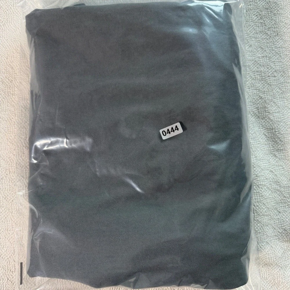 Levis Mens Chino Specifications Gray Flat Front Pants 55609-55328 39x34